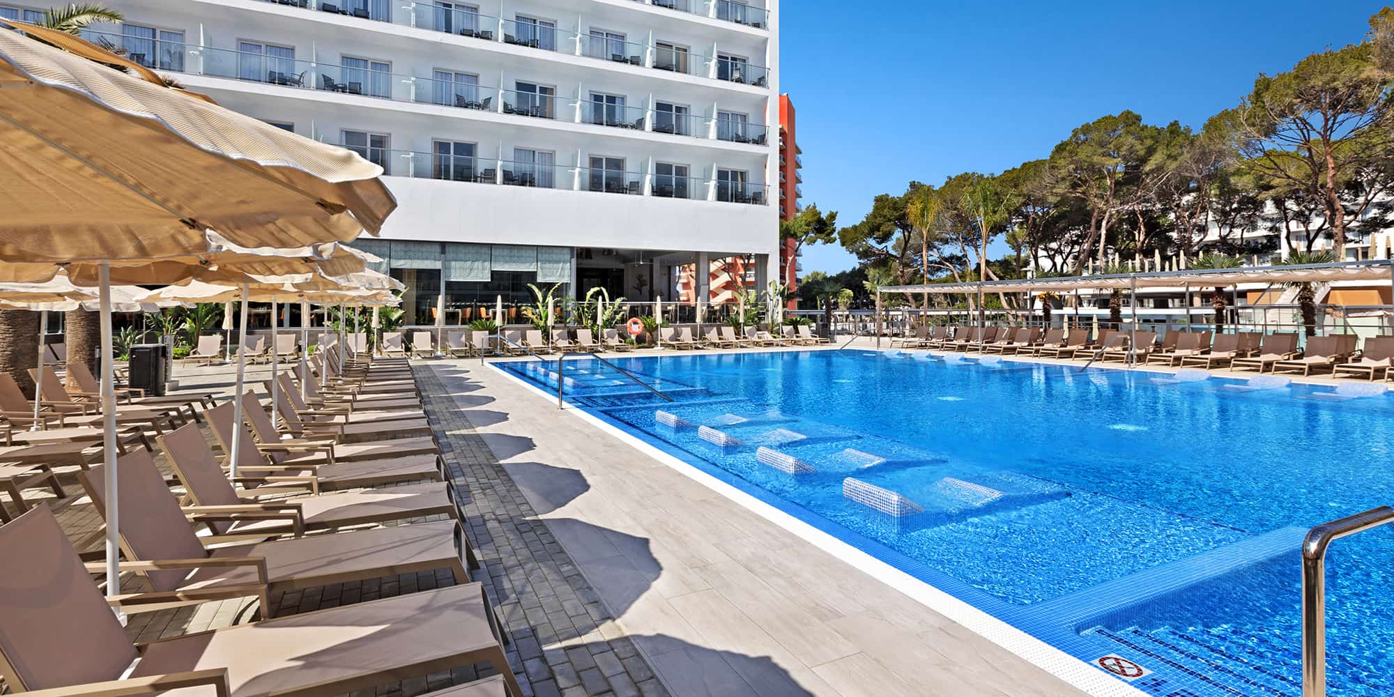 RIU Playa Park modern strandhotel bij Playa de Palma, Mallorca
